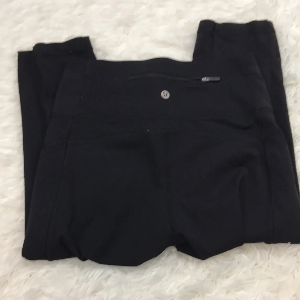 Lululemon Mind Over Miles Crop (17